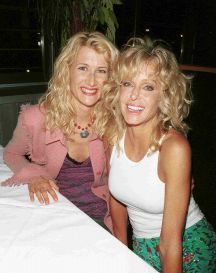 Laura Dern, Farrah Fawcett.jpg